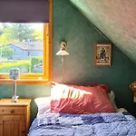 Comfortable House With Balcony&terrace And View Kopervik