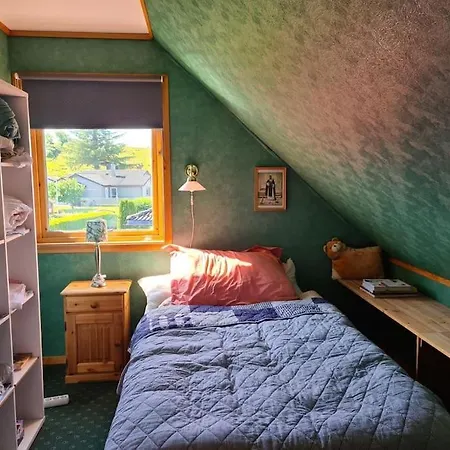 Comfortable House With Balcony&terrace And View * Kopervik