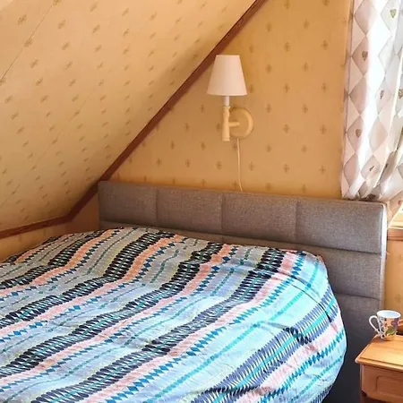 Comfortable House With Balcony&terrace And View 펜션 Kopervik