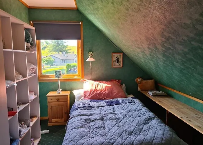 Comfortable House With Balcony&terrace And View * Kopervik
