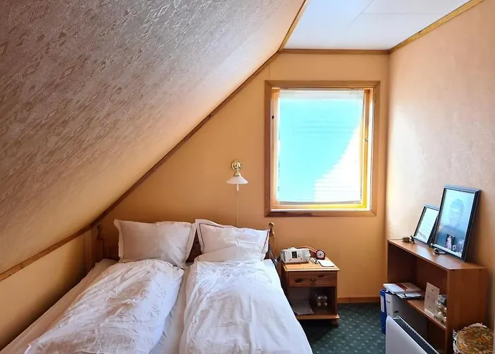 Comfortable House With Balcony&terrace And View